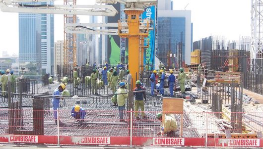 Recrutamento do pessoal asiático nas construções
